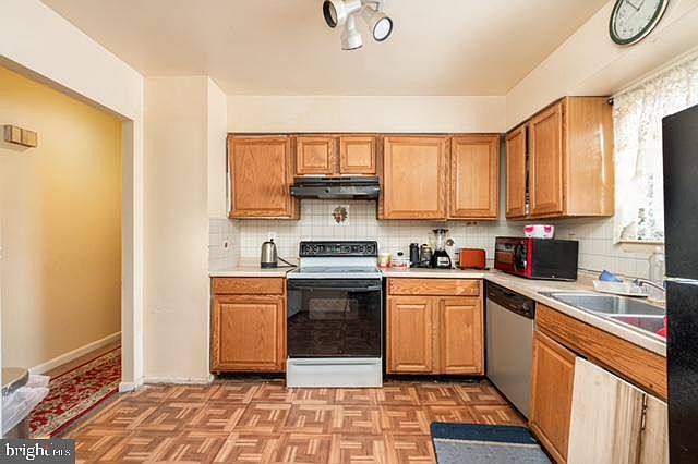 2nd image of 5613 Gregory Dr