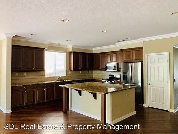 5th image of 40243 Pasadena Dr
