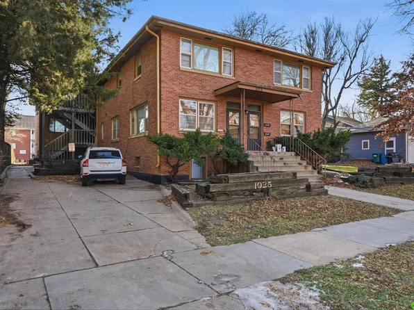 1025 E St, Lincoln, NE 68508