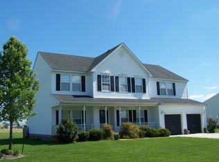 109 Eagleton Cir, Moyock, NC 27958
