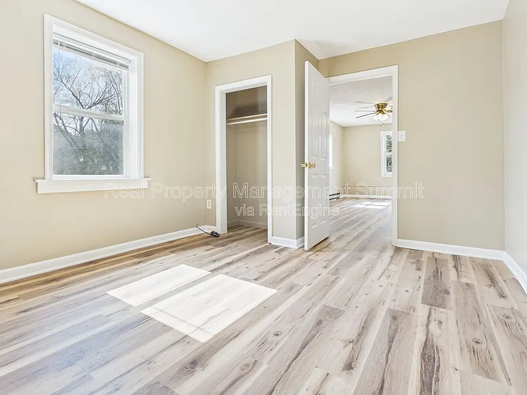 2501 N Augusta St #2 — Photo 10