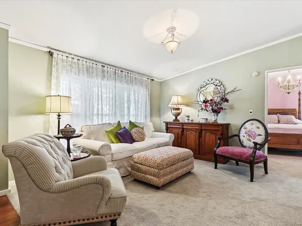 273 E Vagabond Dr, Salt Lake City, UT 84107