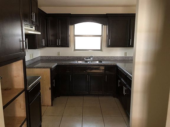 5th image of 4307 Indian River Ave