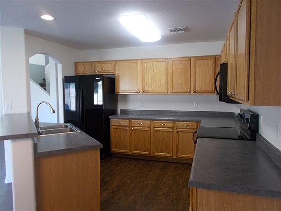 5th image of 374 S 228th Ln