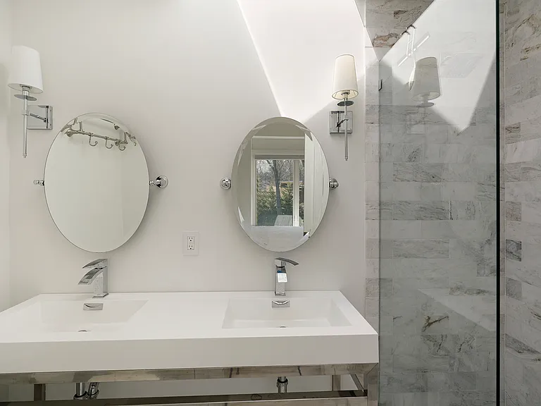 50 Manor Ln N — Photo 10
