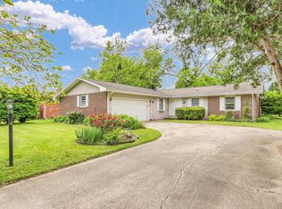2511 S Lynn St, Urbana, IL