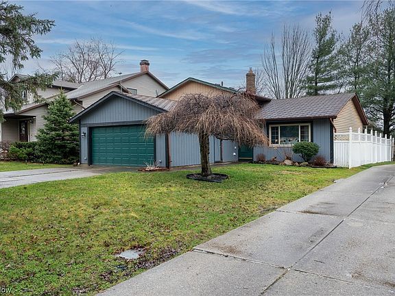 2nd image of 14944 Carol Dr