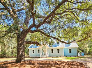 8780 Palmetto Rd, Edisto Island, SC 29438