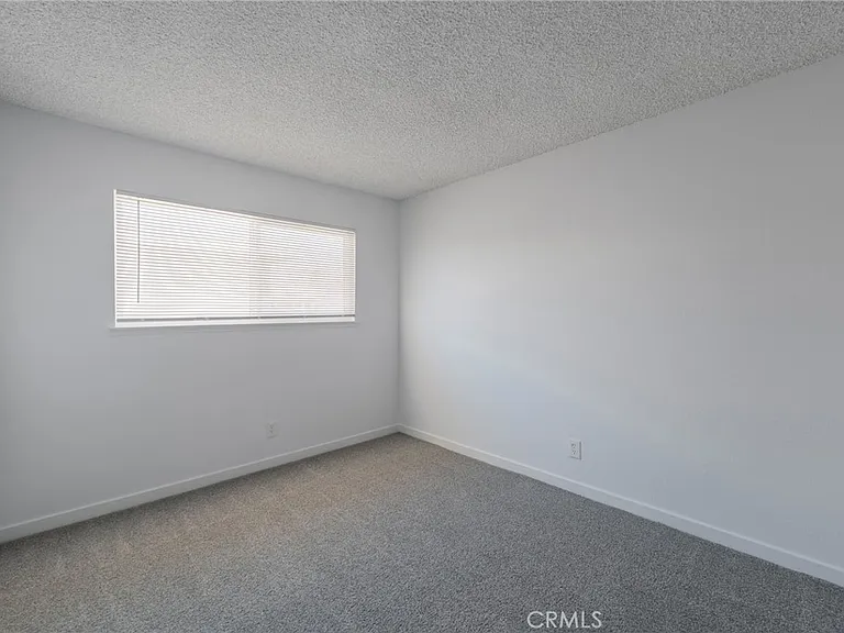 10062 Ellis Ave — Photo 24