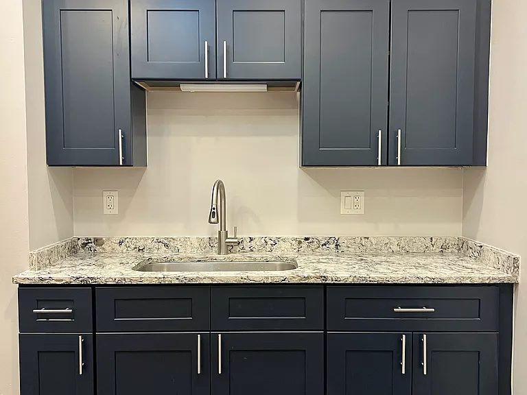 1839 W Cermak Rd #3R — Photo 5