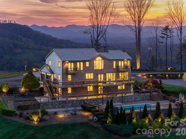 83 Cozy Mountain Ln, Weaverville, NC 28787