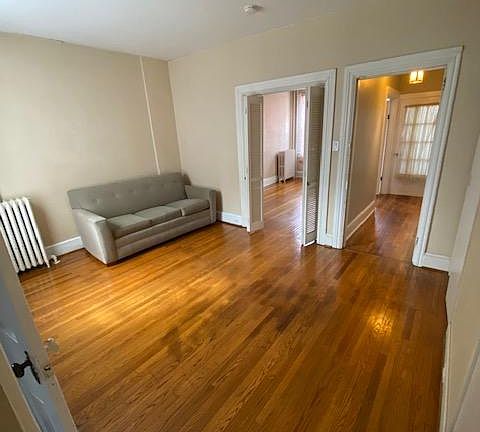 11x14 living room
