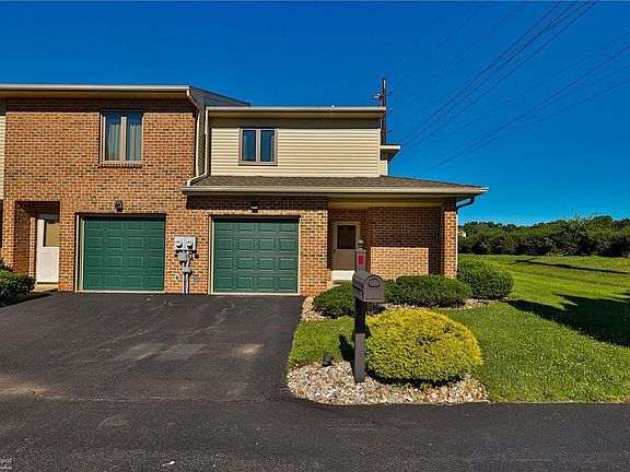 2nd image of 555 Vera Cir #E