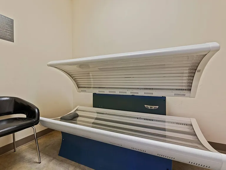 Tanning bed