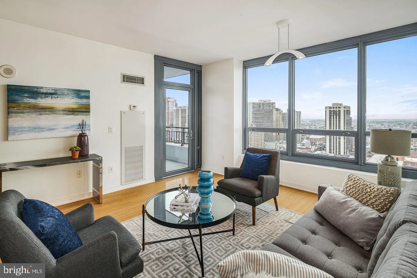 2101 Market St Unit 2405 photo 1
