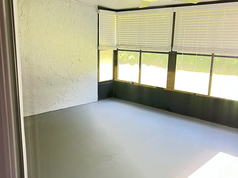 10508 Montpelier Cir — Photo 19