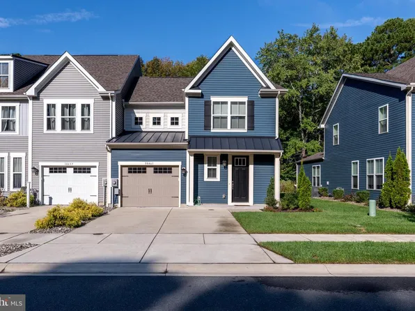 38461 Carroll Dr, Millville, DE 19967