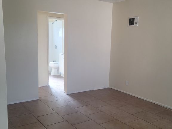 3rd image of 5010 Linden Ave APT 5