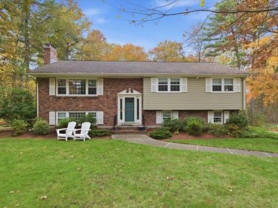 17 Rolling Ln, Medfield, MA, 02052