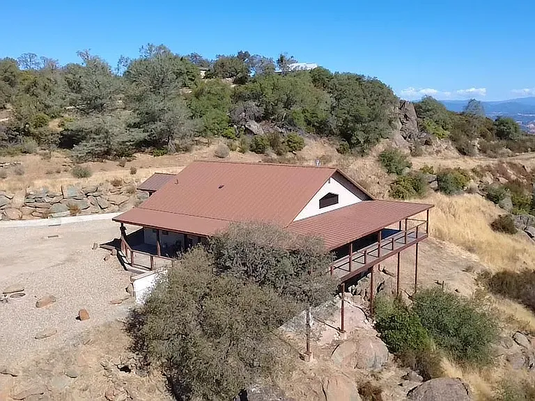 2280 Roan Rd — Photo 4
