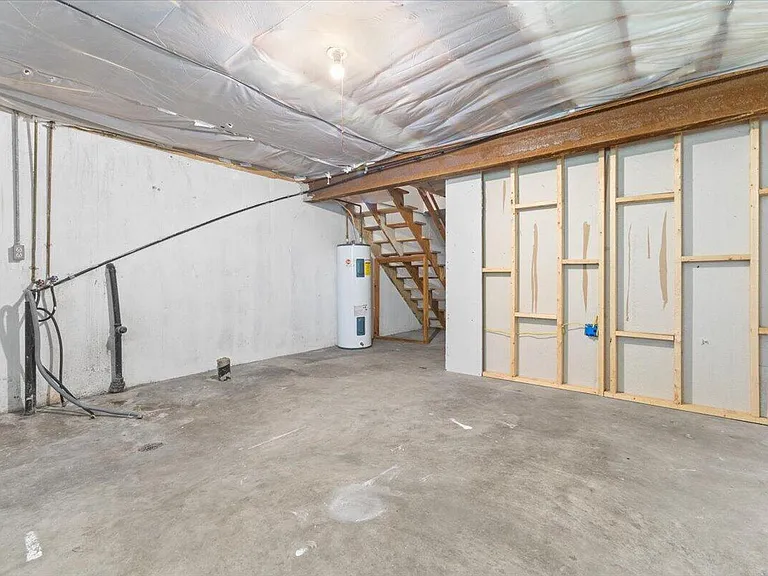 2227 Bailey Ave #C — Photo 20