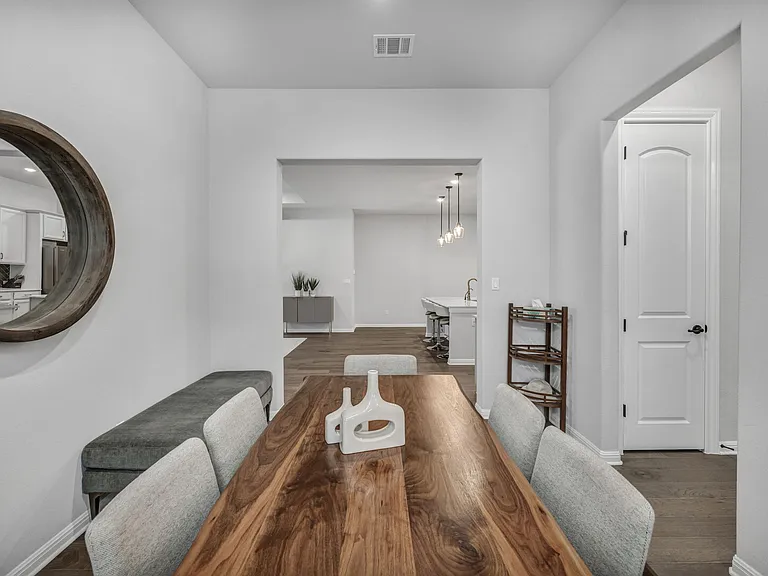 Alouette Dr — Photo 11