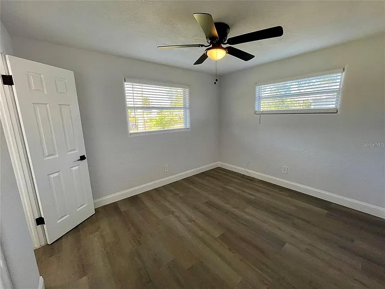603 Conrad Dr — Photo 23