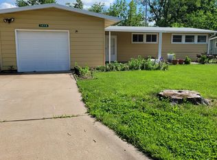1419 SW Argyll St, Topeka, KS 66611