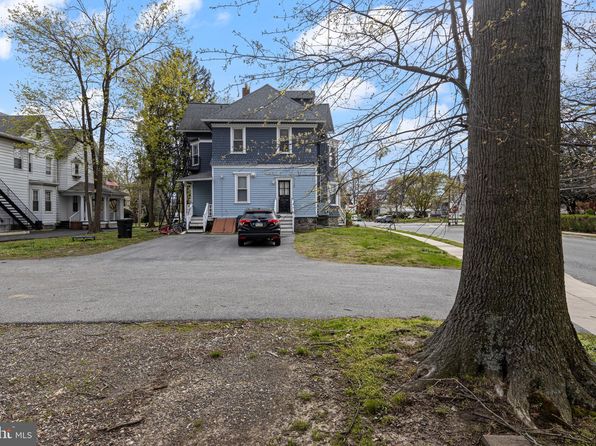315 N Swarthmore Ave, Ridley Park, PA 19078