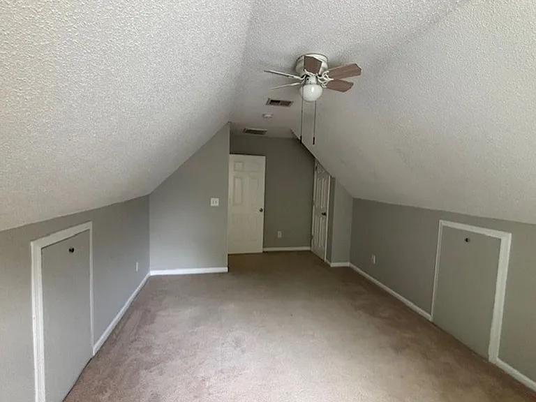3301 Sacramento Dr — Photo 37