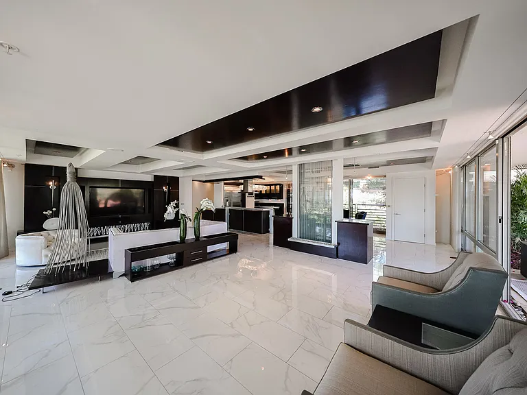 7157 E Rancho Vista Dr — Photo 29