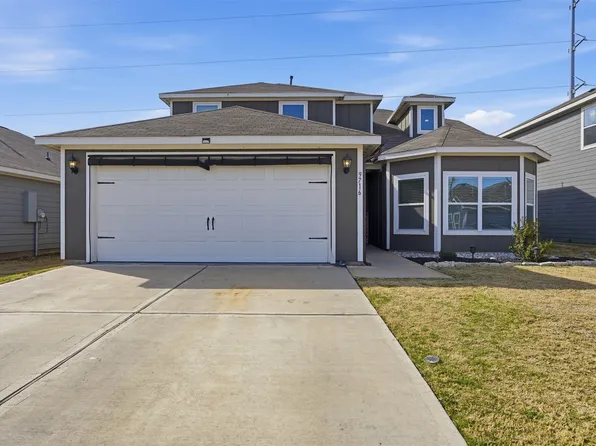 9716 Teton Vista Dr, Fort Worth, TX 76140