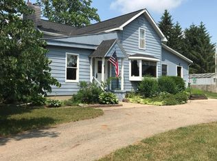 7180 Garrison Rd, Laingsburg, MI 48848