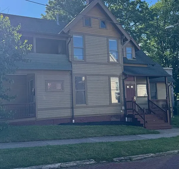 9300 Madison Ave — Photo 1