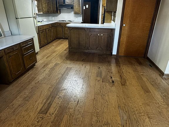 4th image of 345 N 12th St