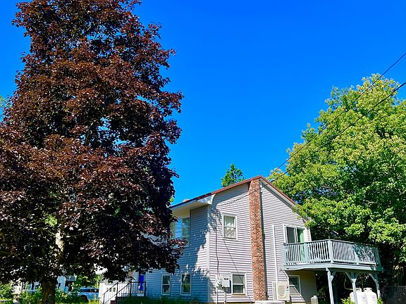 4th image of 344 Main Street