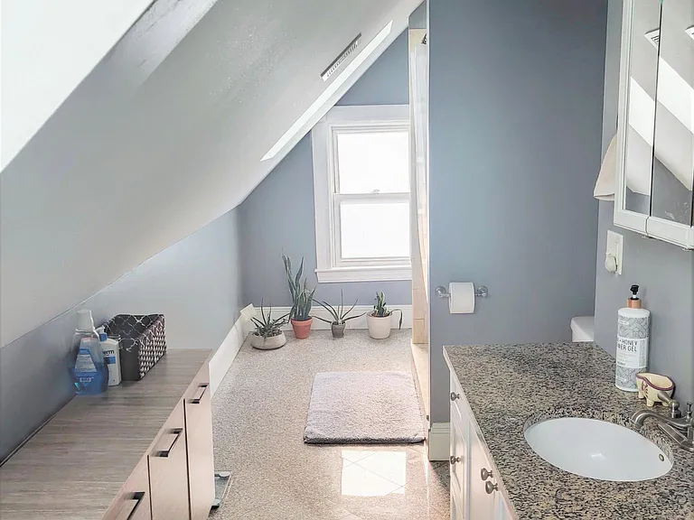 14 Edison Grn #3 — Photo 19