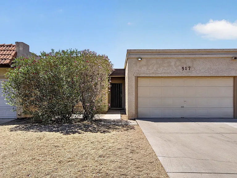 517 W Duke Dr — Photo 40