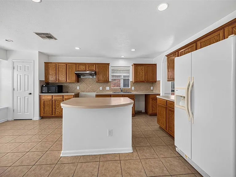 12807 Canyon Echo Dr — Photo 11