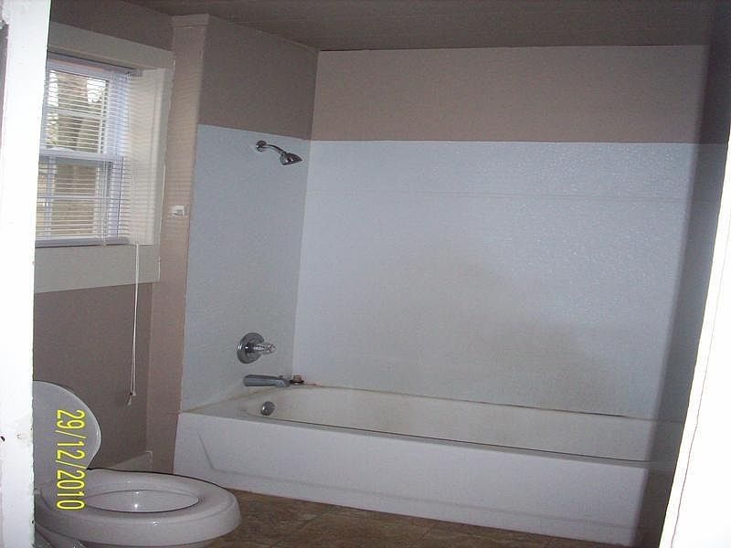 2nd image of 1323 N 8th St