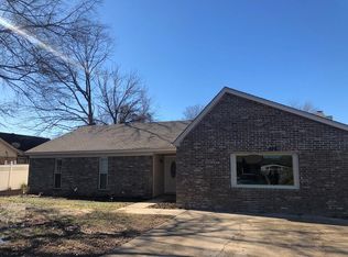 802 Clement Rd, West Memphis, AR 72301