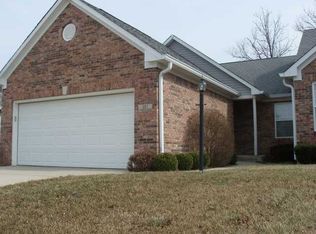 987 Village Circle Dr, Greenwood, IN 46143