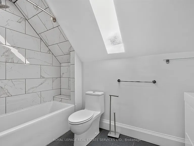 27 Saint Johns Rd — Photo 16