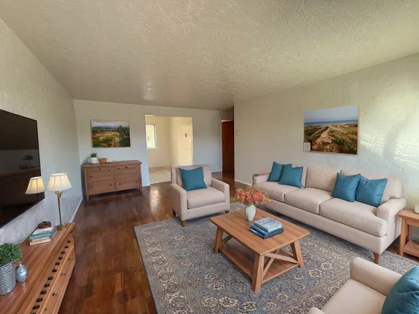 210 Sunnyside Dr, Eugene, OR 97404