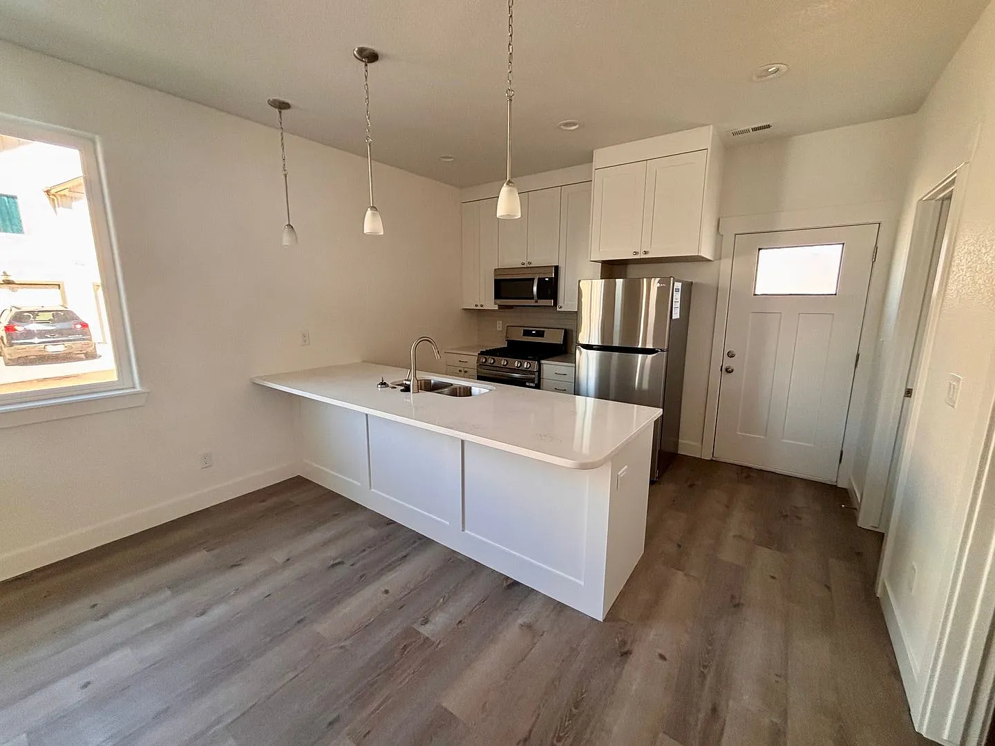 New 3-Bedroom Townhomes Available — Photo 4