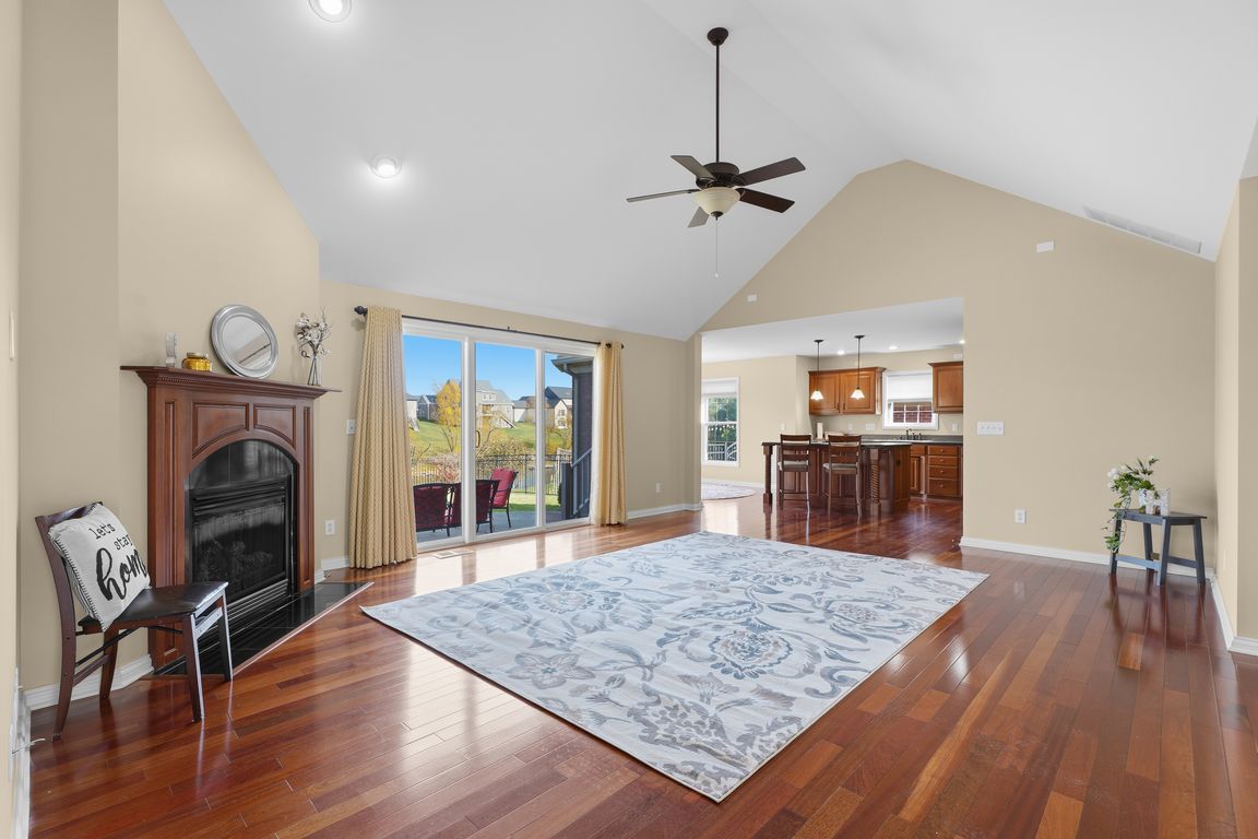 next background image