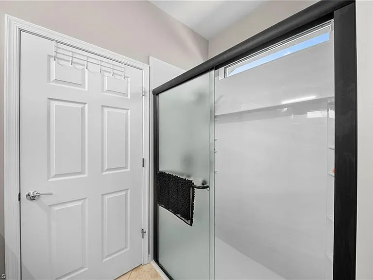 7052 Live Oak Dr — Photo 26
