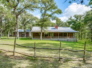 2000 Vivroux Ranch Rd, Seguin, TX 78155