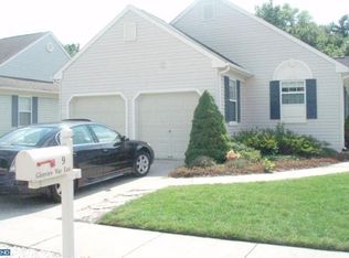 9 Glenview Way E, Gibbsboro, NJ 08026