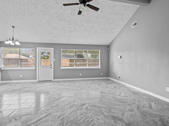 4th image of 8122 Swan Meadow Ln